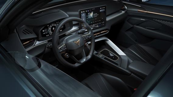 Cupra Terramar (2025) interieur dashboard bovenaanzicht raam open