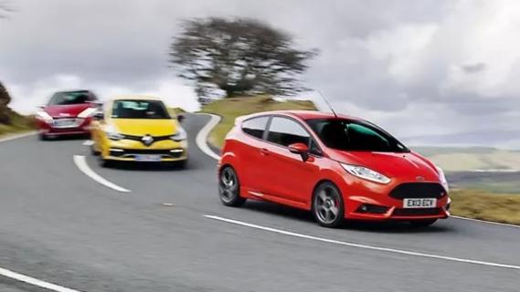 Renault Clio RS concurrenten bocht