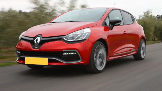 Renault Clio RS rood zijkant voor links rijdend