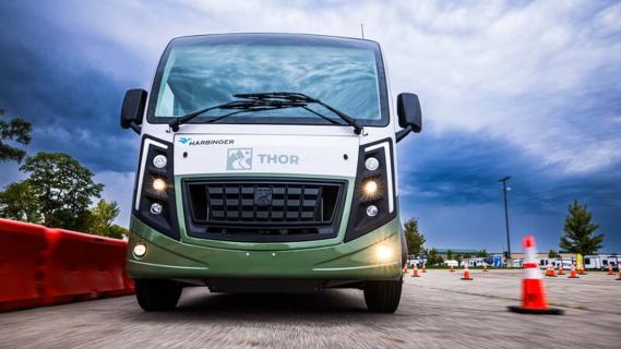 Thor Test Vehicle plug-in hybride camper zijkant voorzijde