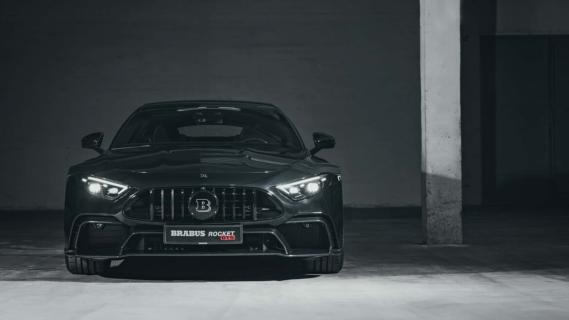 Brabus Rocket GTS zwart voorzijde garage