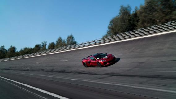 Chevrolet Corvette ZR-01 rood Papenburg rechtsvoor kombocht