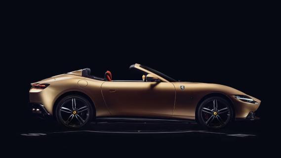 Ferrari Roma Spider Tailor Made brons zijkant