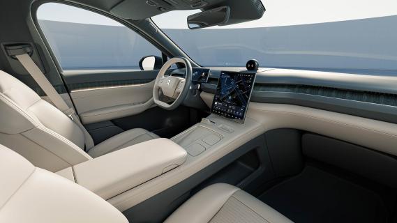 NIO EL8 2024 advertorial: interieur dashboard