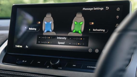 Nissan Qashqai e-Power Tekna (2024) interieur scherm op dashboard