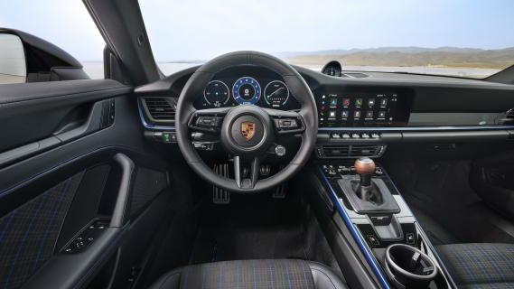 Porsche 911 Carrera T Coupé (992) wit (2024) dashboard