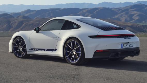 Porsche 911 Carrera T Coupé (992) wit (2024) zijkant achter schuin links