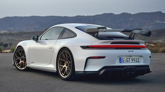 Porsche 911 GT3 (992.2) facelift achterkant wit