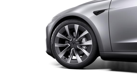 Tesla Model 3 (2024) grijs Standard Range 19-inch velg