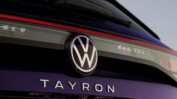 Volkswagen Tayron R-Line blauw badge