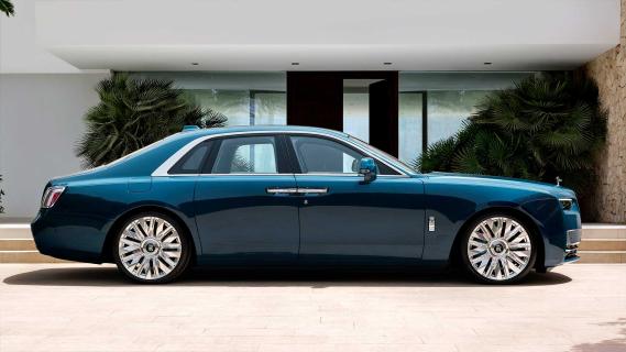 Zijkant Rolls Royce Ghost