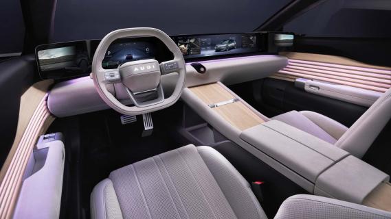 AUDI E concept (2024) roze interieur dashboard