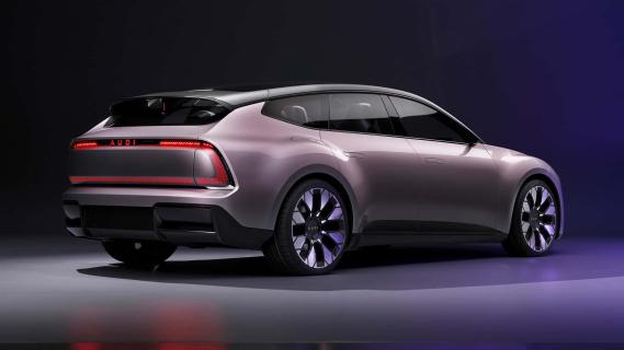 AUDI E concept (2024) roze zijkant links zijkant achter schuin