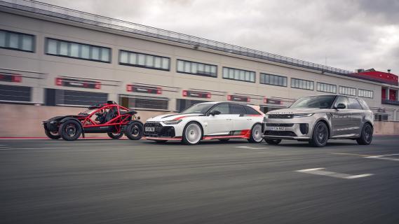 Ariel Nomad - Audi RS6 - Range Rover Sport SV - rechte stuk naast elkaar