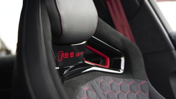 Audi RS 6 interieur stoelen