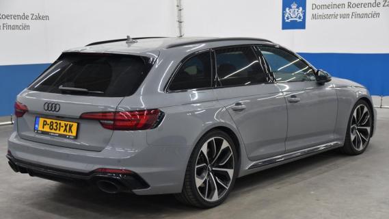 Audi RS 4 bij Domeinen (2019) grijs zijkant rechtsachter schuin