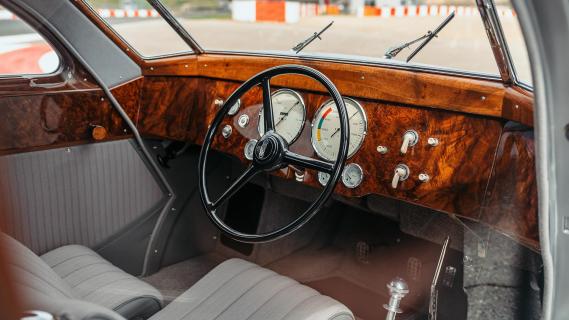 Auto Union Type 52 interieur dashboard