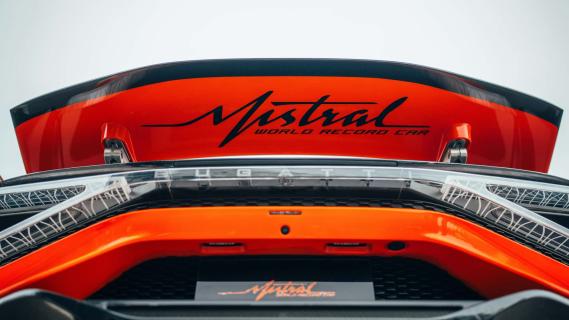 Bugatti Mistral World Record Car (2024) zwart spoiler