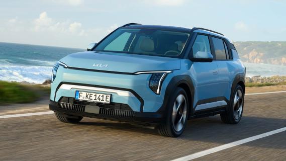 Kia EV3 Long Range Plus Advanced 2024 review: 3/4 voor rijdend