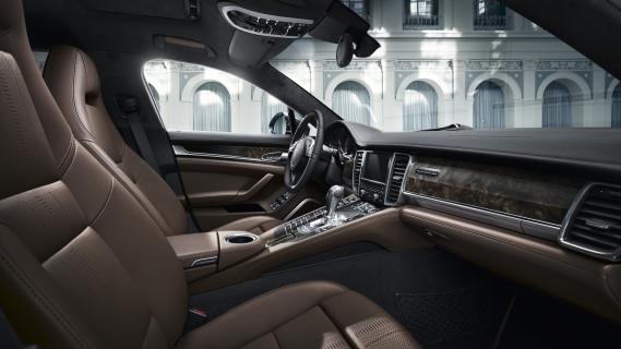 Porsche Panamera Turbo S Executive Exclusive Series (970) bruin (2015) interieur zijkant houtinleg