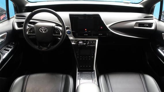 Toyota Mirai occasion Domeinen blauw (2018) interieur dashboard