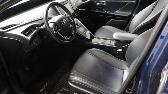 Toyota Mirai occasion Domeinen blauw (2018) interieur voorstoelen