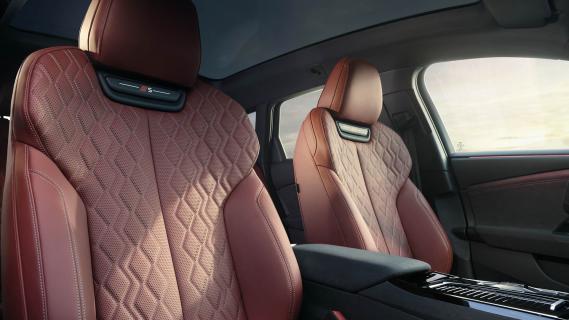 Audi S6 Avant e-tron 2024 A6 review: interieur stoelen