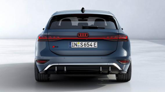 Audi S6 Avant e-tron 2024 A6 review: achterkant