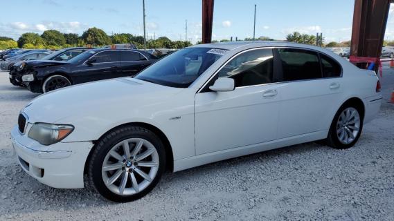 BMW 750 Li (E66, LCI) wit (2008) linksvoor schuin