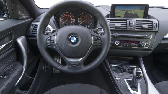 BMW M135i (F20) (2013) interieur dashboard