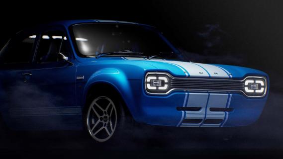 Ford Escort RS Boreham motorworks blauw zijkant voor schuin (2025)