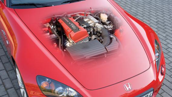 Honda S2000 (AP2) rood (2003) motorkap F20C motor