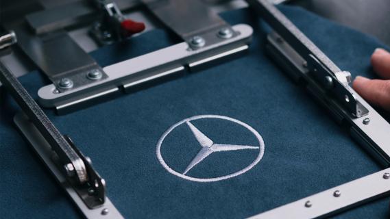 Mercedes Manufaktur hoofdsteun met logo