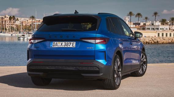 Skoda Elroq 85 Sportline 2024 review: 3/4 achter