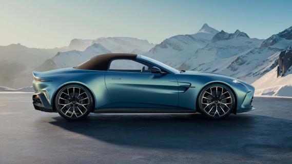 Aston Martin Vantage Roadster (2025) groen zijkant rechts dak omhoog