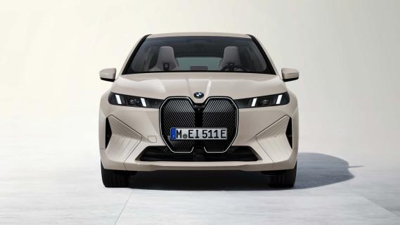 BMW iX LCI M Sport (i20) wit (2025) voorzijde