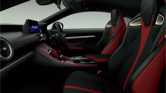 Lexus RC-F Final Edition (XC10) grijs (2025) interieur zijkant