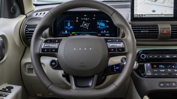 Hyundai Inster Evolve geel (2025) interieur stuurwiel