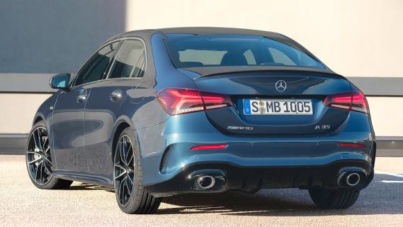 Mercedes-AMG A35 4Matic (V177) blauw (2018) zijkant links schuin achter