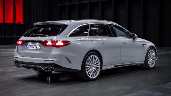 Mercedes-AMG E53 Estate (S214) grijs (2025) zijkant rechts achter schuin