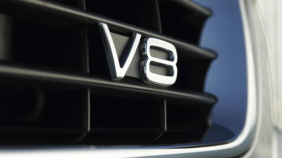 Volvo XC90 V8 (2007) badge