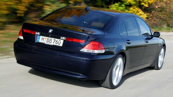 BMW 760i (E65/E66) met V12-motor