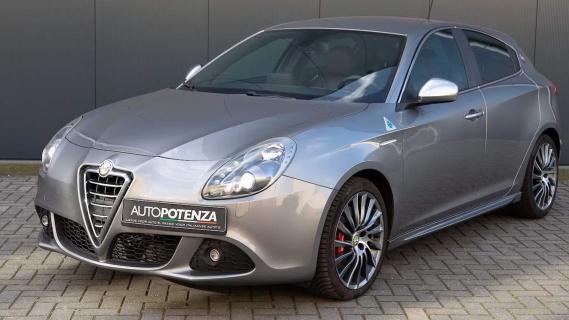 Alfa Romeo Giulietta Quadrifoglio Verde Maserati