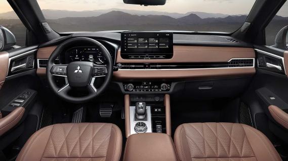 Interieur Mitsubishi Outlander PHEV 2025