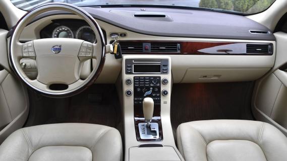 Nilsson Volvo S80 300 LWB grijs (2009) interieur dashboard