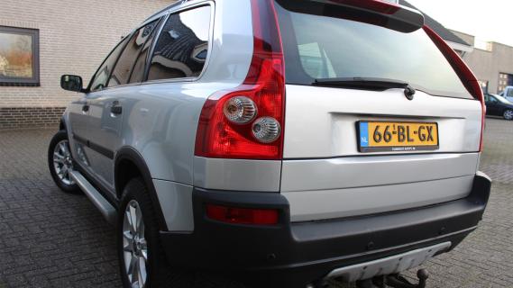 Volvo XC90 bedrijfswagen (2004) zijkant links schuin achter