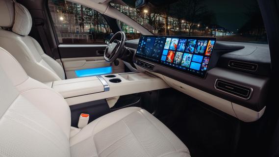Li Auto Mega gris interieur dashboard