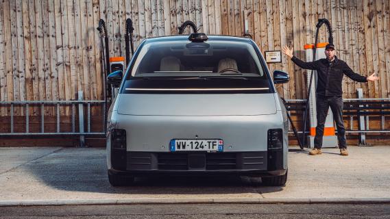 Li Auto Mega voorkant