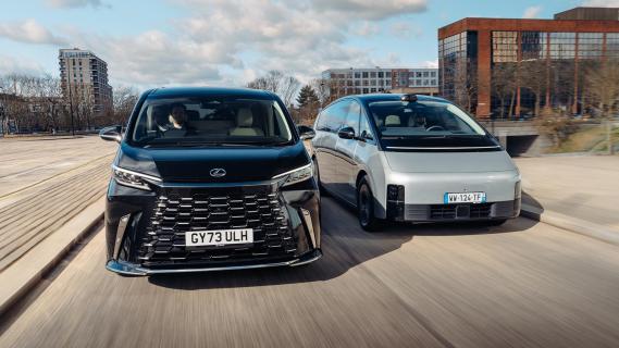 Li Auto Mega - Lexus LM350h zijkant rechts schuin voor