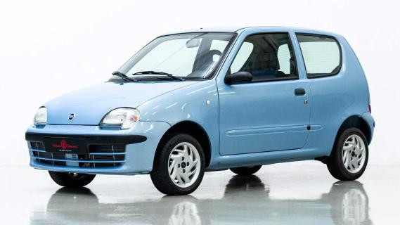 Voorkant Fiat Seicento (2002)